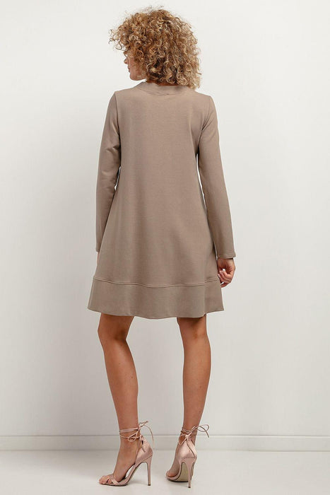 Chic Fall Knit Dress with Elegant Stand-Up Collar