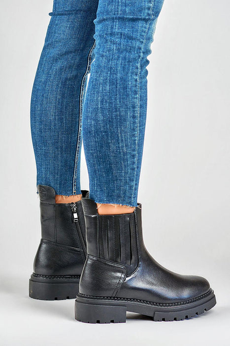 Sustainable Chic Faux Leather Winter Platform Boots