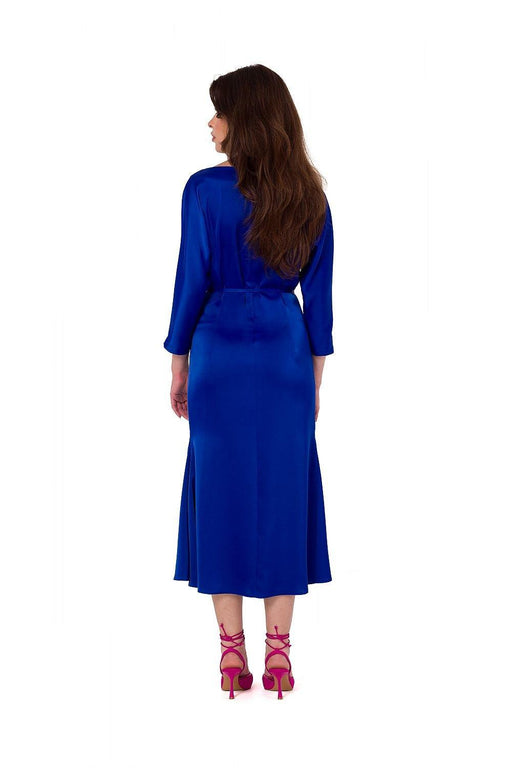 Chic Satin Midi Dress with Kimono Sleeves for Elegant Evenings