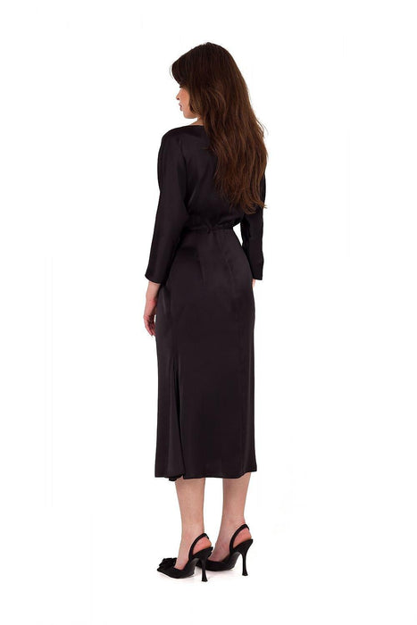 Chic Satin Midi Dress with Kimono Sleeves for Elegant Evenings