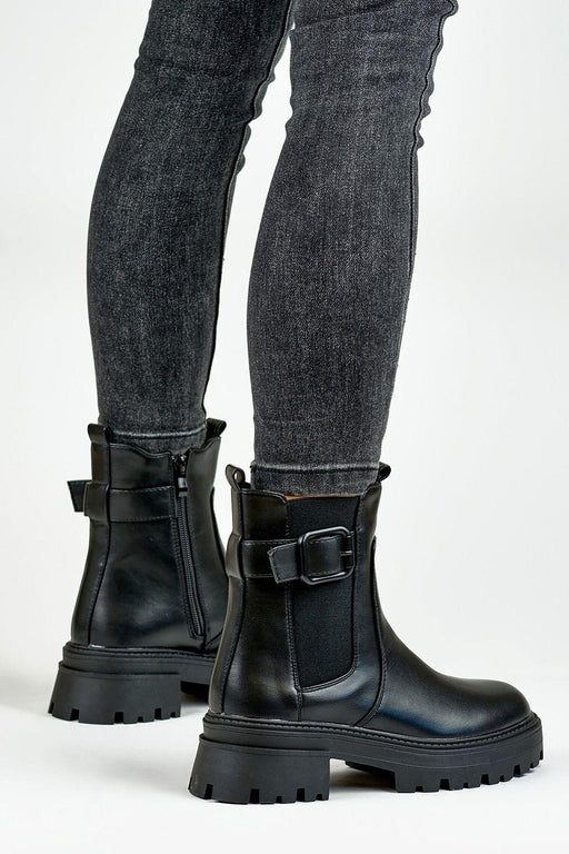 Sustainable Chic: Eco-Leather Heeled Ankle Boots with Cozy Fur Lining