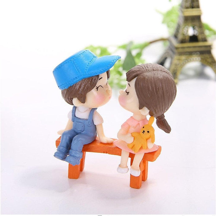 Fairy Garden Mini Resin Couple Chairs Set with Enchanting Design