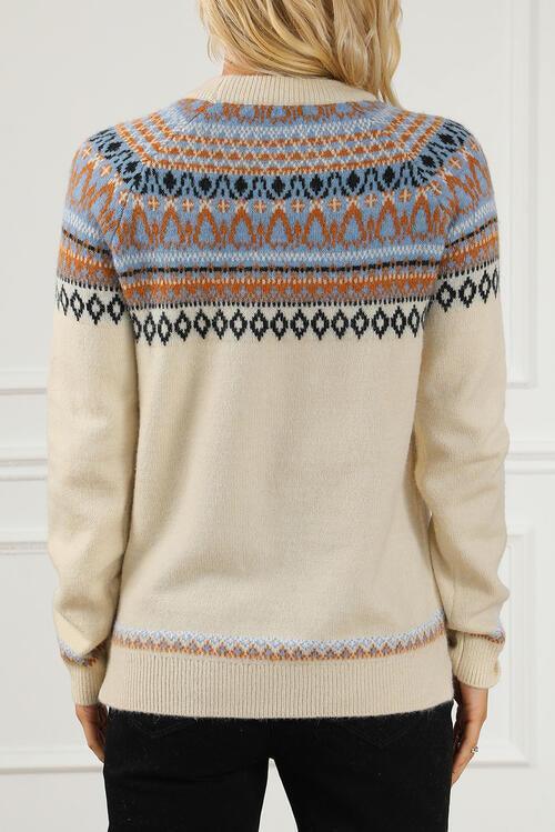 Chic and Cozy Geometric Knit Pullover for Effortless Style