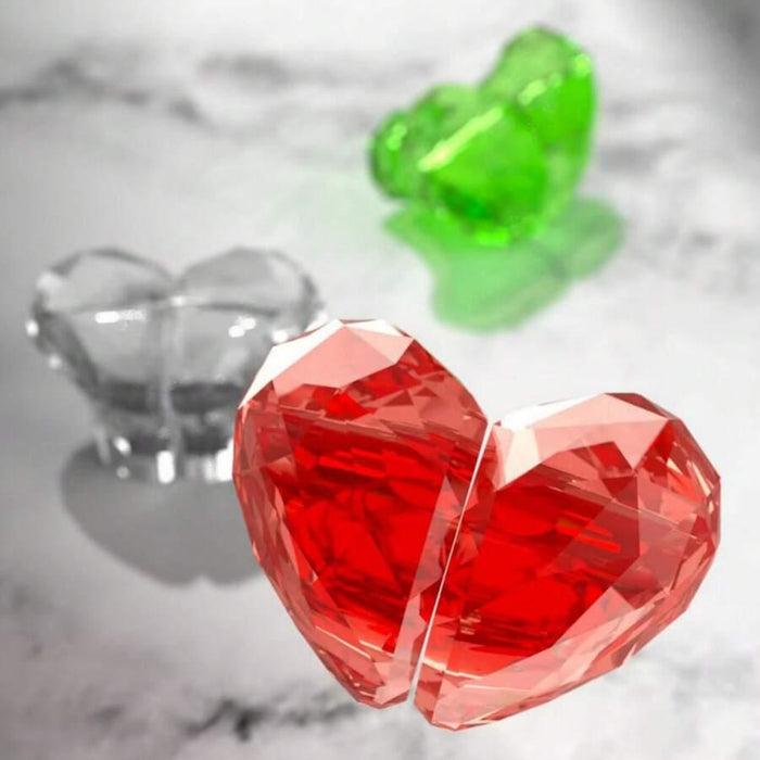 Elegant Heart-Shaped Flush Button - A Touch of Style for Your Bathroom