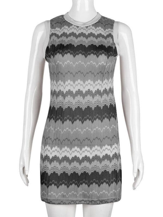 Stylish Sleeveless Knit Dress with Eye-Catching Geometric Wave Pattern