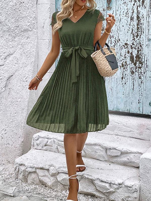 Elegant Lace-Embellished Pleated Dress for Stylish Women