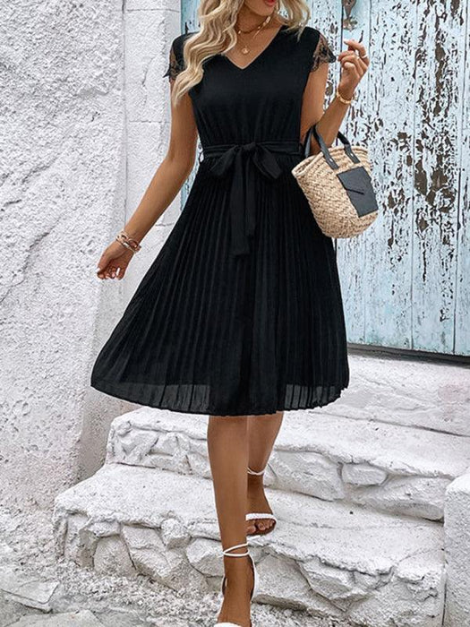 Elegant Lace-Embellished Pleated Dress for Stylish Women