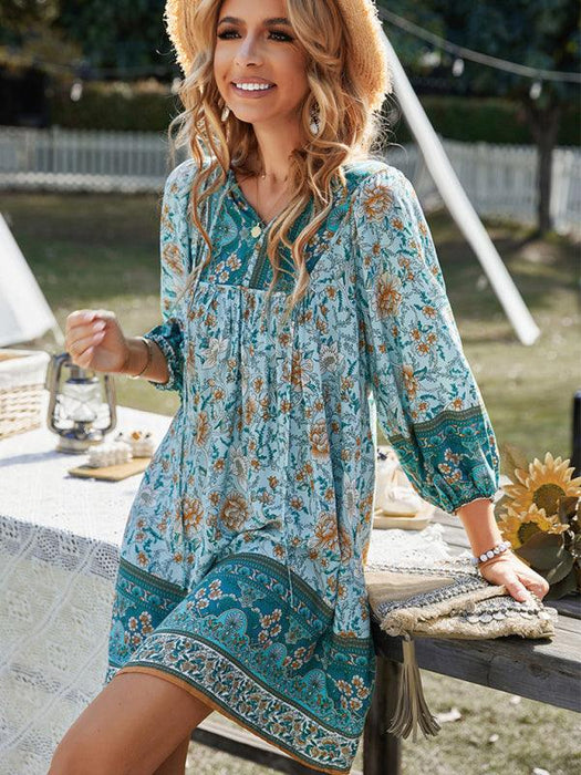 Chic Bohemian Floral Dress for Dreamy Summer Vacations