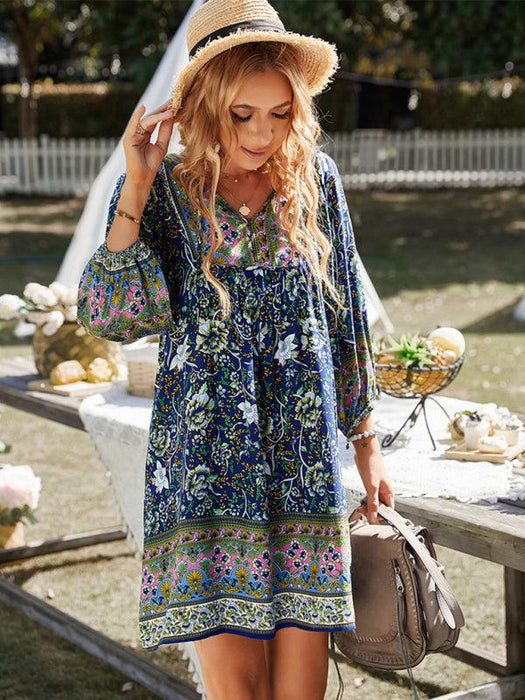 Chic Bohemian Floral Dress for Dreamy Summer Vacations