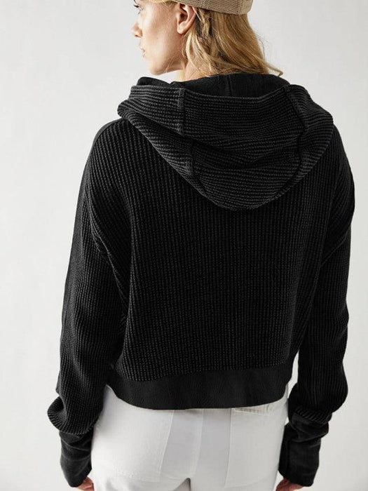 Casual Comfort Zip-Up Hoodie with Pockets for Relaxed Style