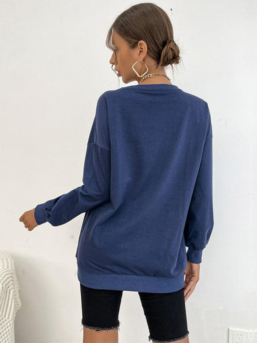 Cozy Winter Essential: Letter-Print Knit Pullover