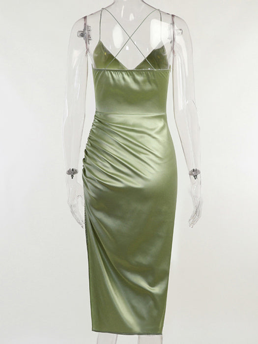 Elegant V-neck Pleated Suspender Midi Dress with Waist Slit