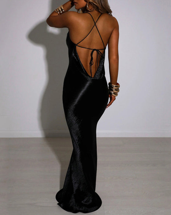 Elegant Backless Gown with Swing Neck - A Classic Solid Statement