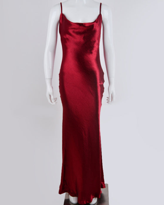 Elegant Backless Gown with Swing Neck - A Classic Solid Statement