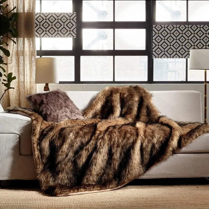 Luxurious Large Brown and Black Tipped Faux Fur Throw Scarf - Cozy Elegance in 104"x90" Size