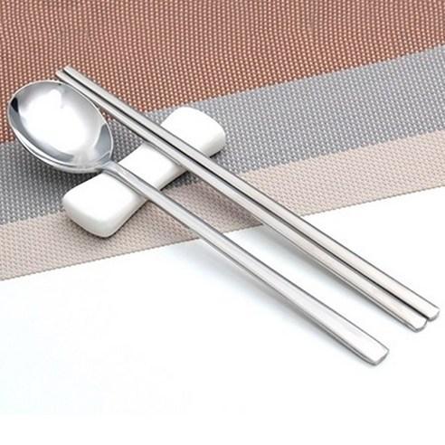 Sophisticated Stainless Steel Dining Set with Premium Chopsticks and Cutlery