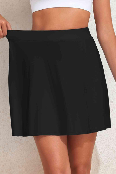 Stylish Beach Skirt with Trendy Slit and Practical Pockets