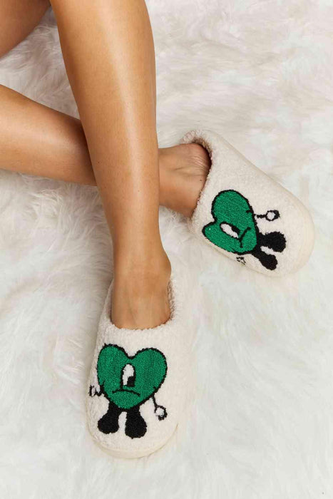 Charming Heart Print Plush Fleece Slippers - Indulge in Cozy Bliss