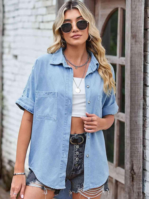 Chic Longline Denim Jacket with Classic Collar and Practical Pockets