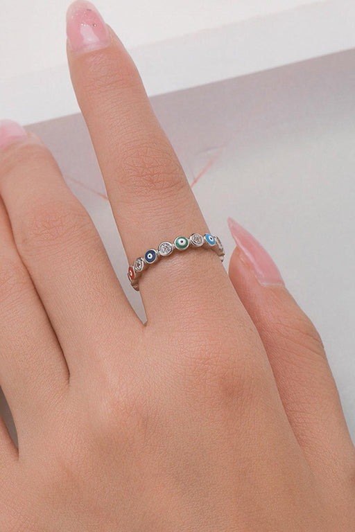 Elegant Zirconia Fashion Ring in Platinum-Plated Silver