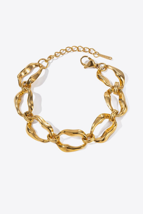 Elegantly Chic 18K Gold-Plated Stainless Steel Bracelet: A Modern Statement