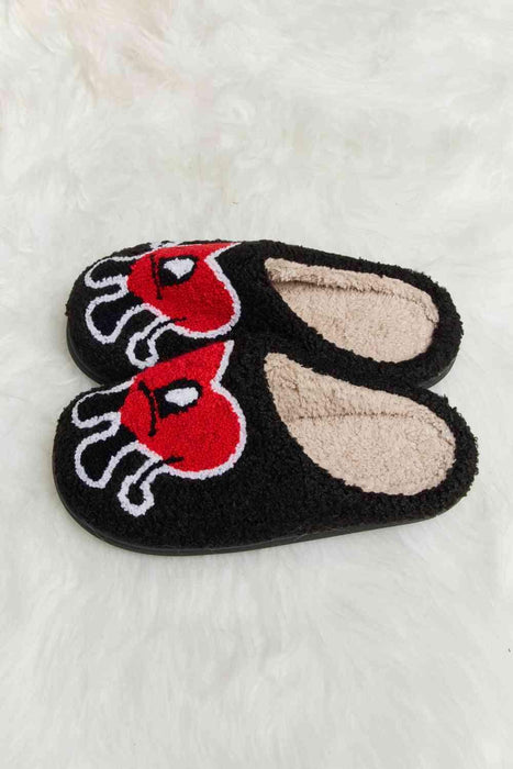 Melody Love Heart Print Plush Fleece Slippers for Cozy Comfort