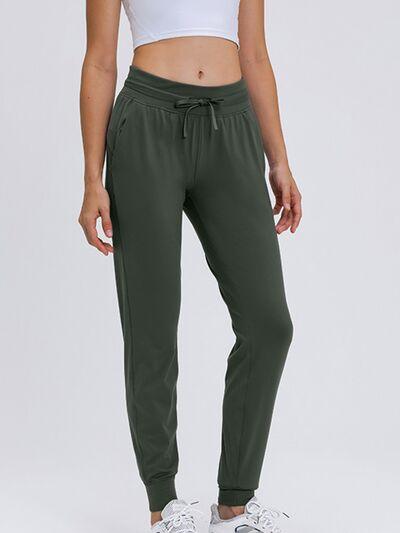 Chic and Functional: Trendy Tied Joggers with Versatile Pockets