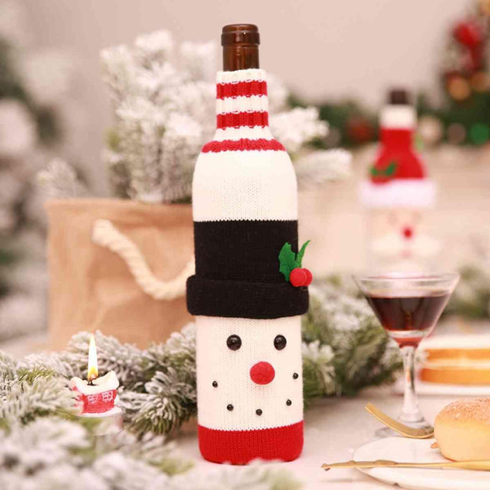 Christmas Elegance Wine Bottle Cover for Holiday Celebrations