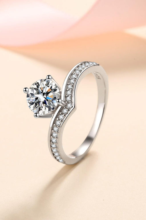 Luxurious 1 Carat Moissanite Sterling Silver Ring with Sparkling Zircon Accents - Elevate Your Style with Timeless Elegance