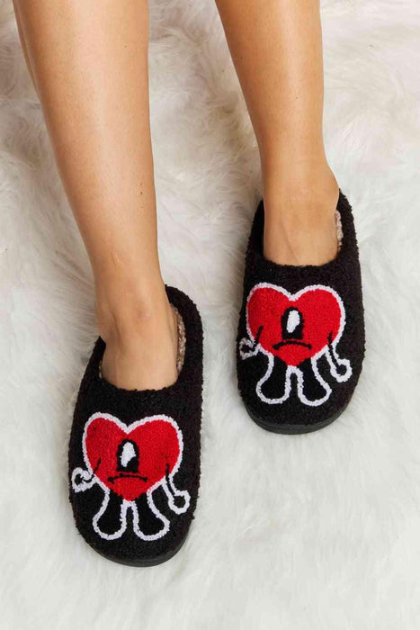 Melody Love Heart Print Plush Fleece Slippers for Cozy Comfort