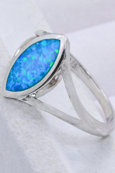 Opal Radiance: 925 Sterling Silver Ring with Australian Opal and Chic Split Shank