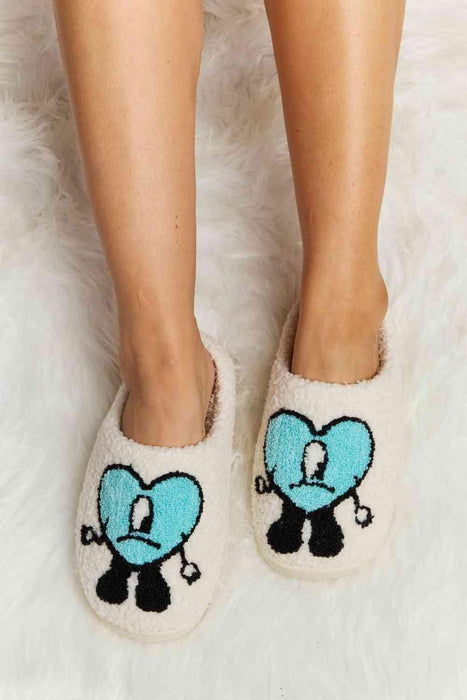 Charming Heart Print Plush Fleece Slippers - Indulge in Cozy Bliss