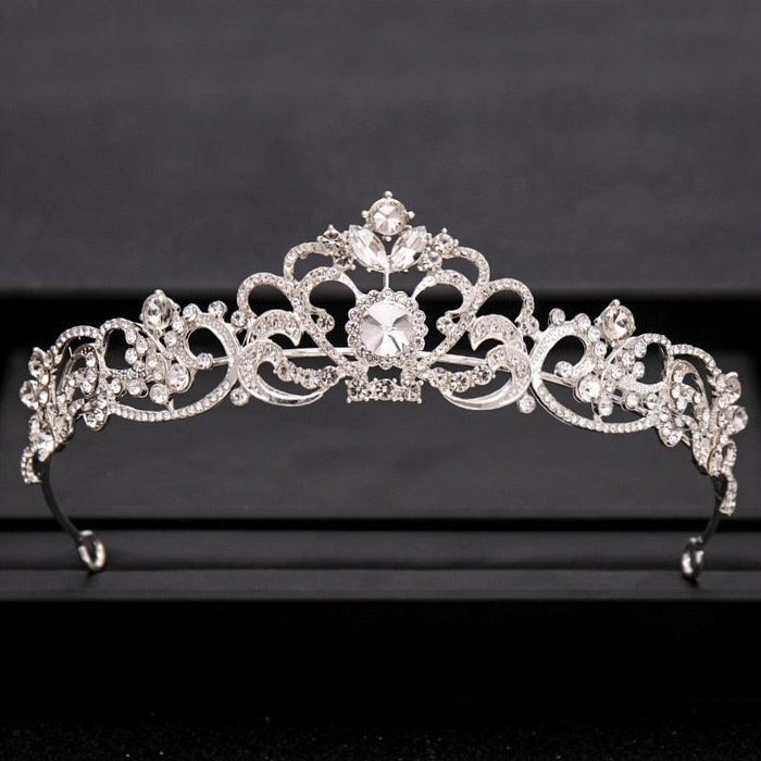 Majestic Baroque Crown: Artisan Craftsmanship for Unforgettable Celebrations