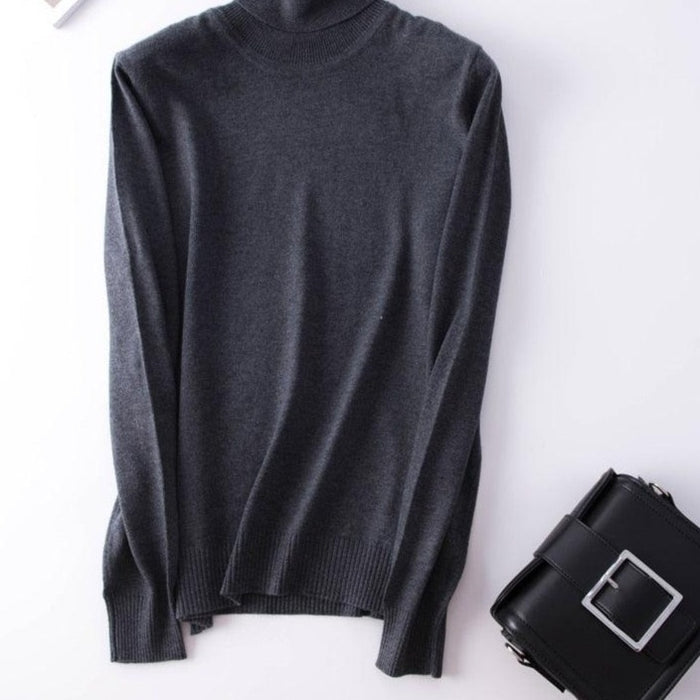 Winter Luxe Cashmere & Wool Turtleneck Sweater | Women's Chic Knit Pullover