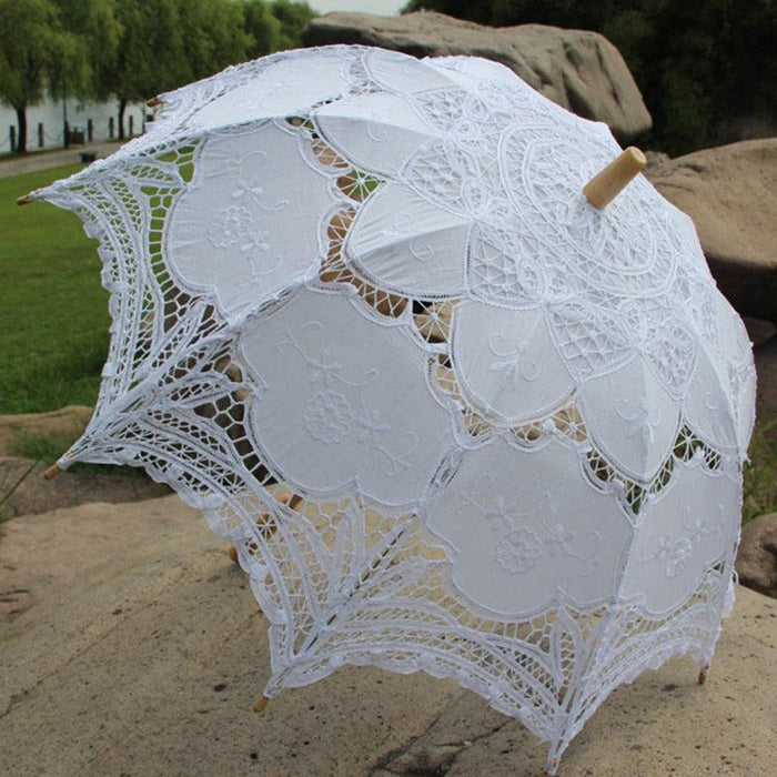 Victorian Elegance Lace Parasol - Perfect Accessory for Elegant Events