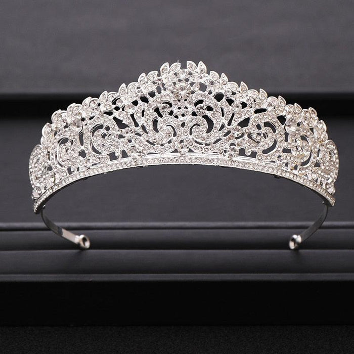 Majestic Baroque Crown: Artisan Craftsmanship for Unforgettable Celebrations