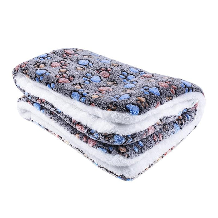 Plush Coral Velvet Pet Blanket - Ultimate Comfort for Dogs and Cats