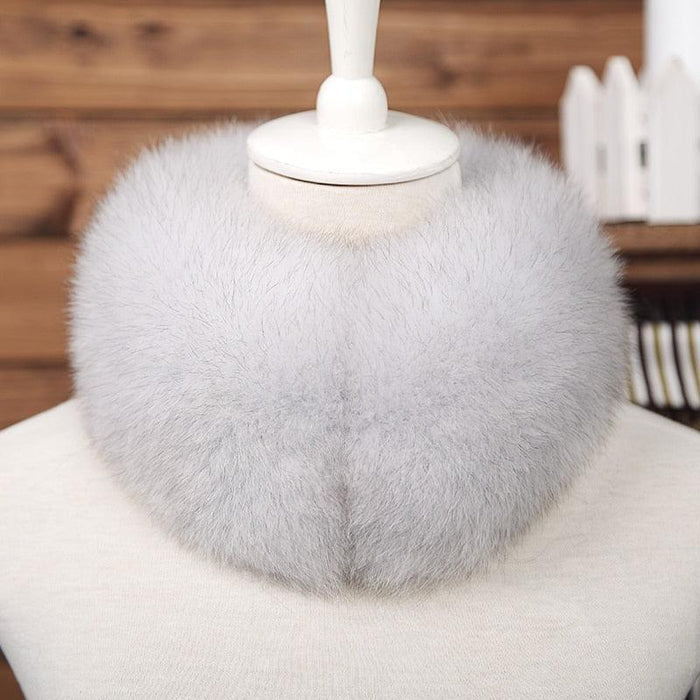 Elegant Fox Fur Ring Scarf with Magnetic Closure - Luxury Winter Accessory for Women