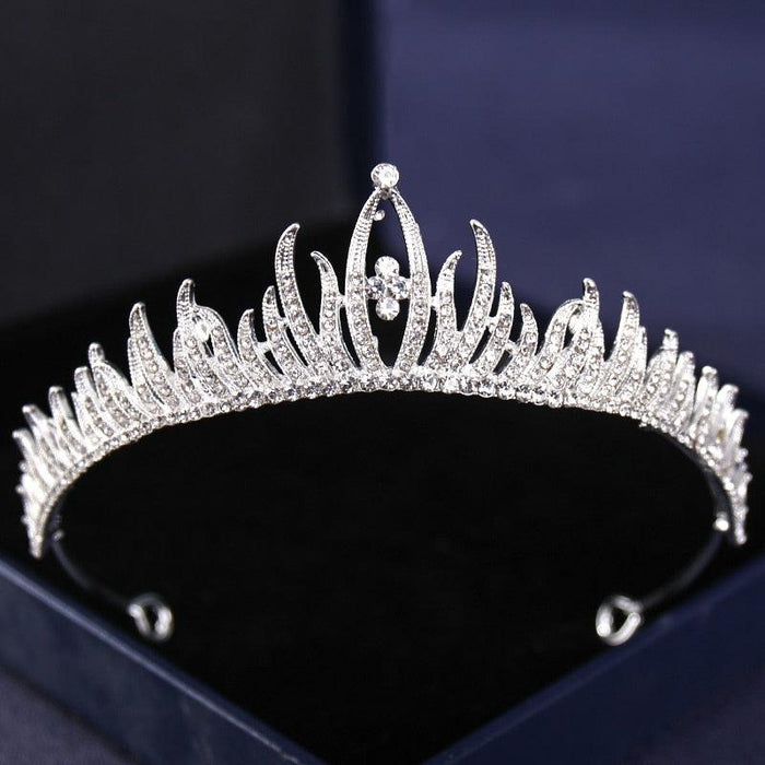 Elegant Silver Rhinestone Tiara - Glamorous Hair Accessory for Special Occasions