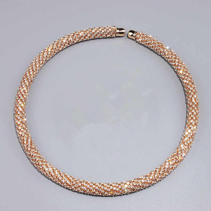 Luxurious Crystal Choker Necklace - Timeless Elegance for the Modern Woman