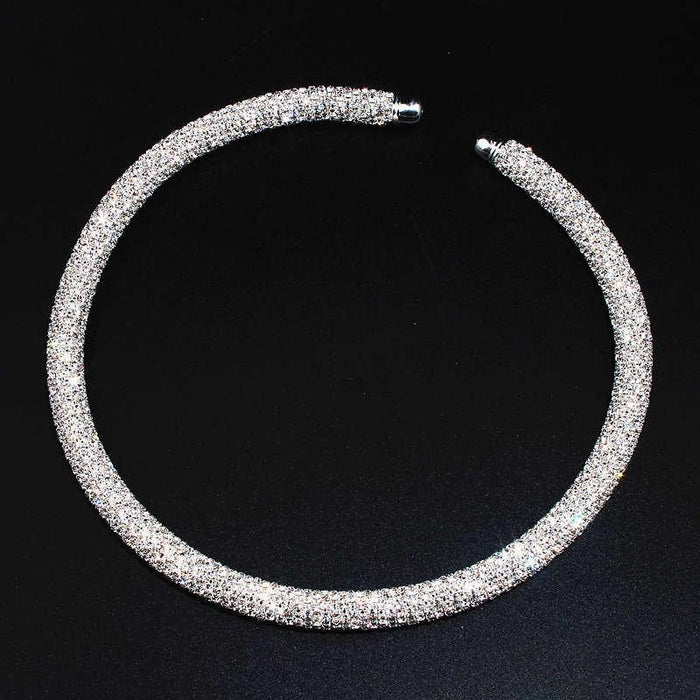 Luxurious Crystal Choker Necklace - Timeless Elegance for the Modern Woman