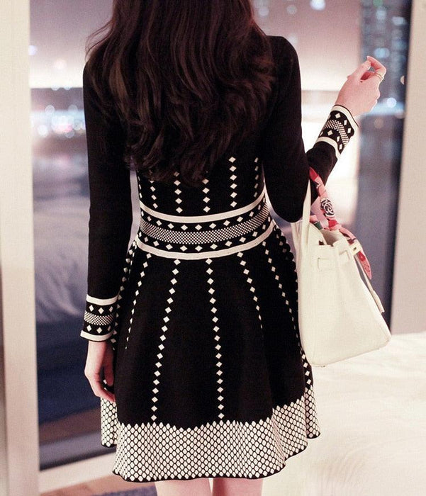 Timeless Elegance: Black Knit Pleated Dress with Korean Influence