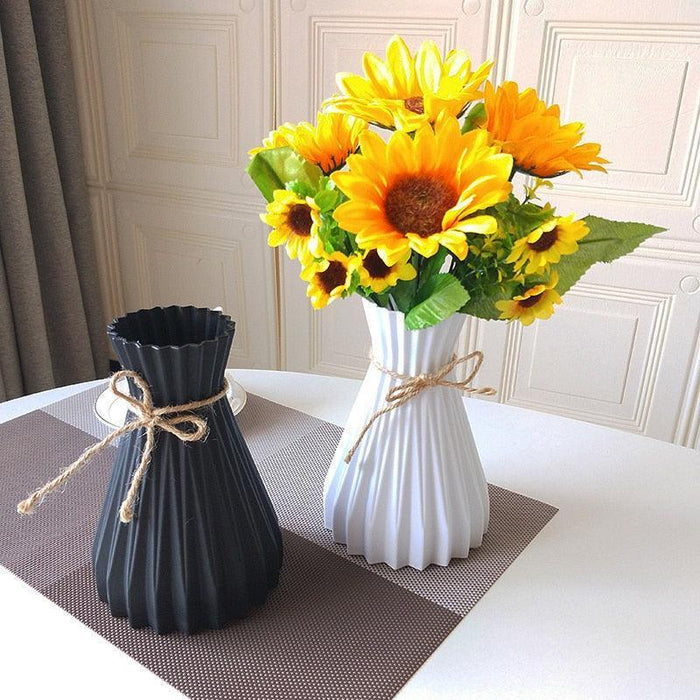 Durable Decorative Plastic Vases: Elegant and Functional for All Events