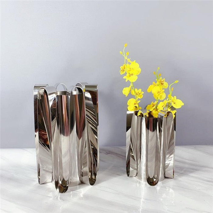 Modern Silver Blossom Vase: Elegant Scandinavian Home Decor