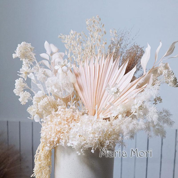 Elegant Natural Dried Flower Bouquet - Timeless Home and Wedding Decor