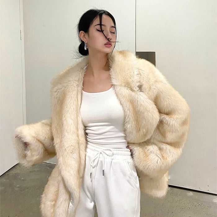 Winter Elegance Faux Fur Teddy Coat for Stylish Women