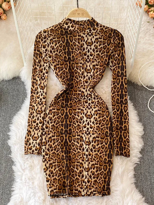 Leopard Elegance: Fashionable Bodycon Mini Dress for the Stylish Lady - Spring 2024 Collection