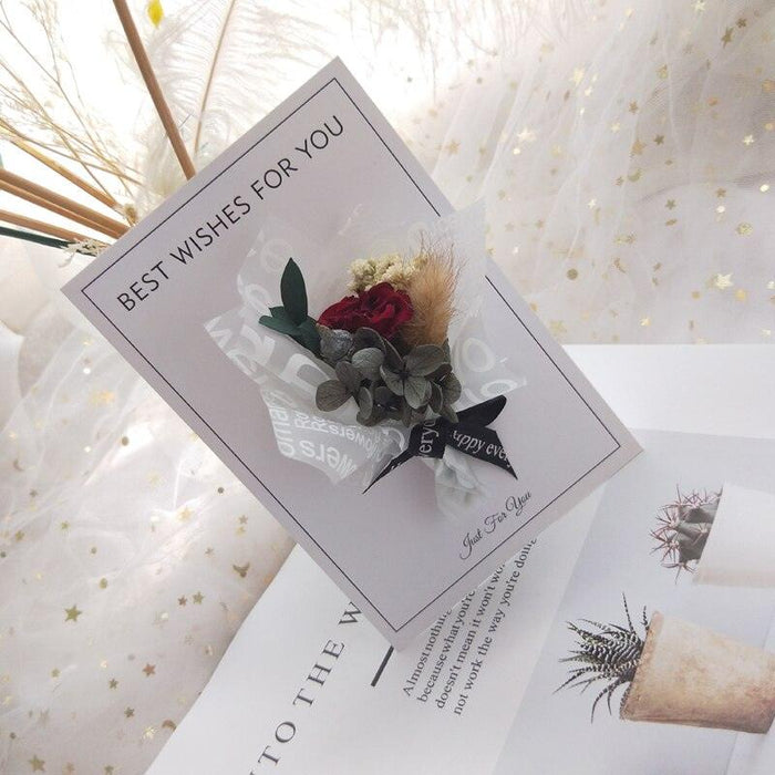 Delightful Miniature Dried Flower Arrangement for Home Decor and Gifting