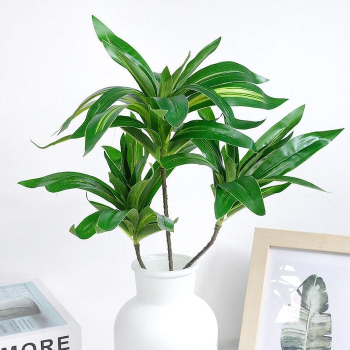 Lush Serenity Faux Palm Tree - Realistic Greenery for Tranquil Spaces