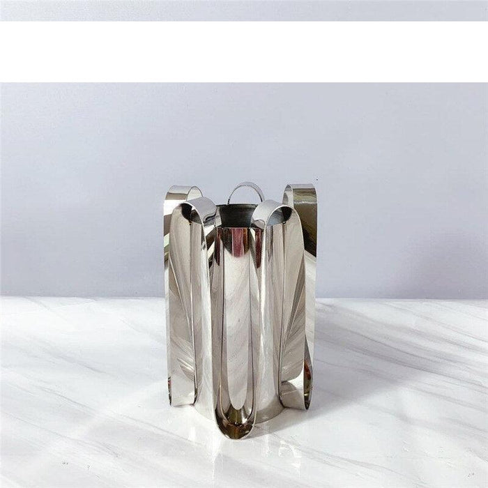 Modern Silver Blossom Vase: Elegant Scandinavian Home Decor